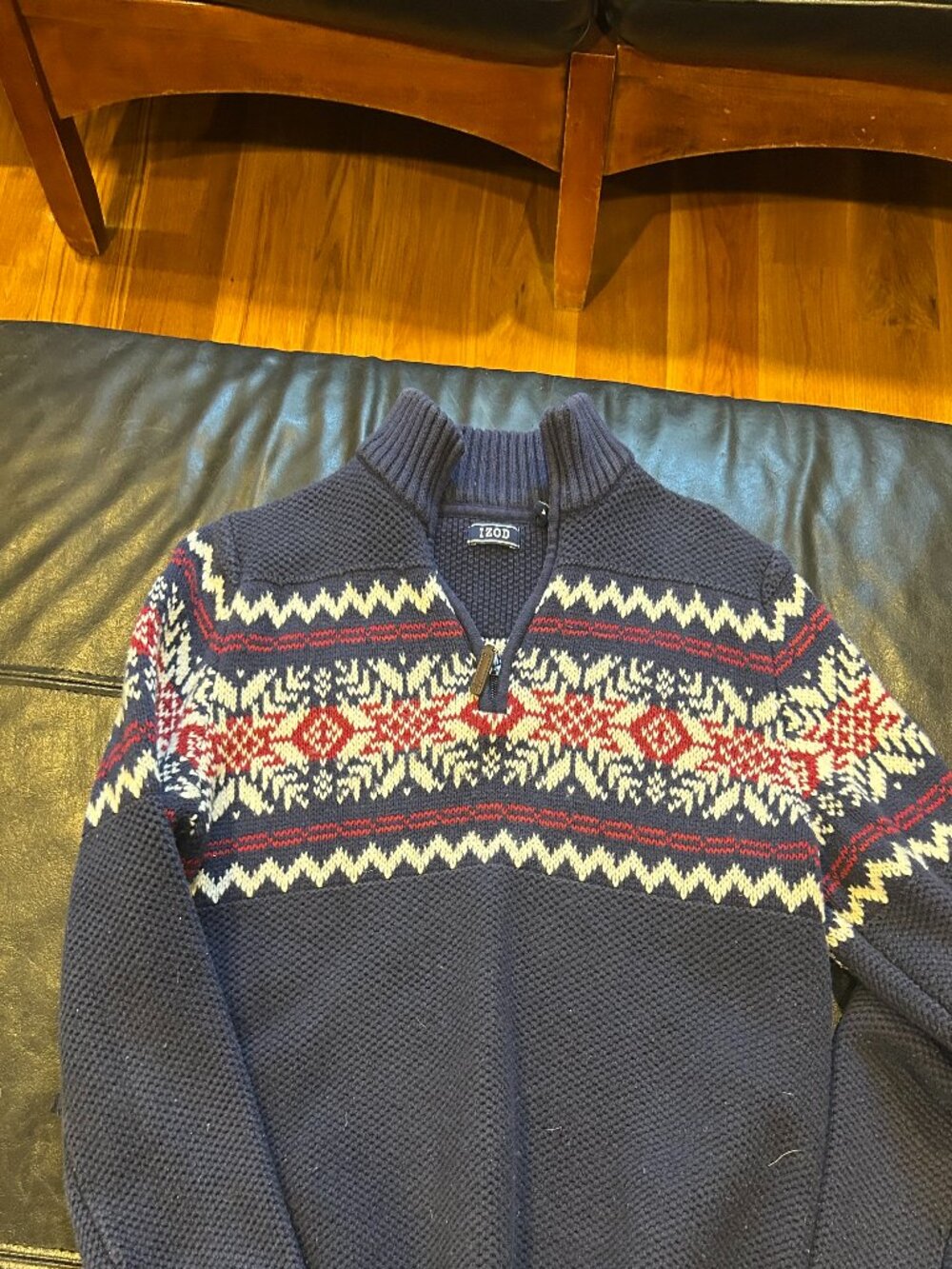 Navy Izod quarter zip sweater with snowflake design, Sz M